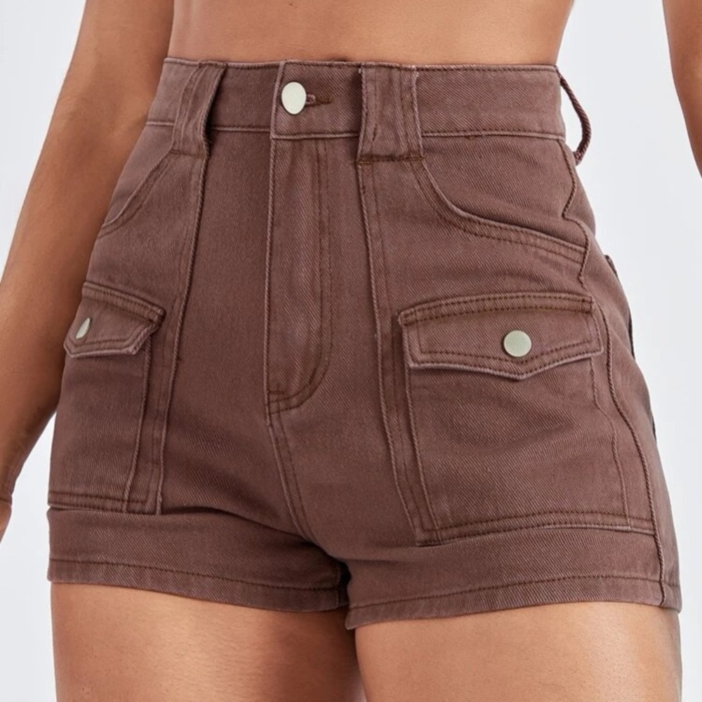 NEW Brown High-Waist Cargo Pocket Shorts